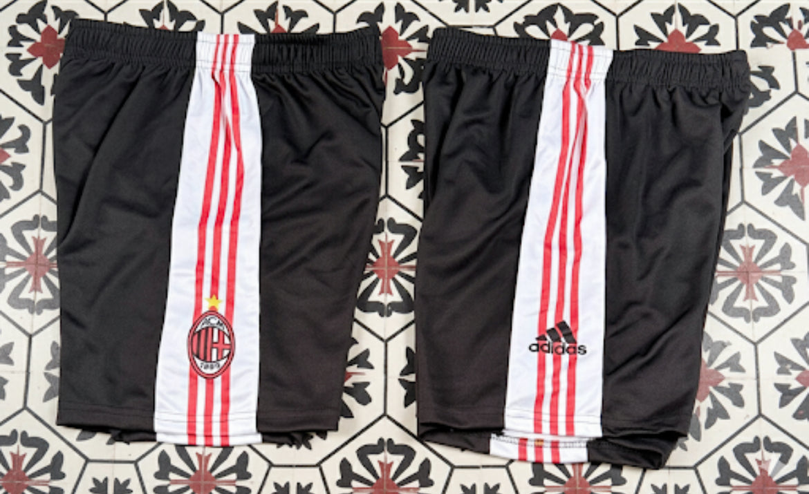 EMBROIDERY LOGO SHORTS