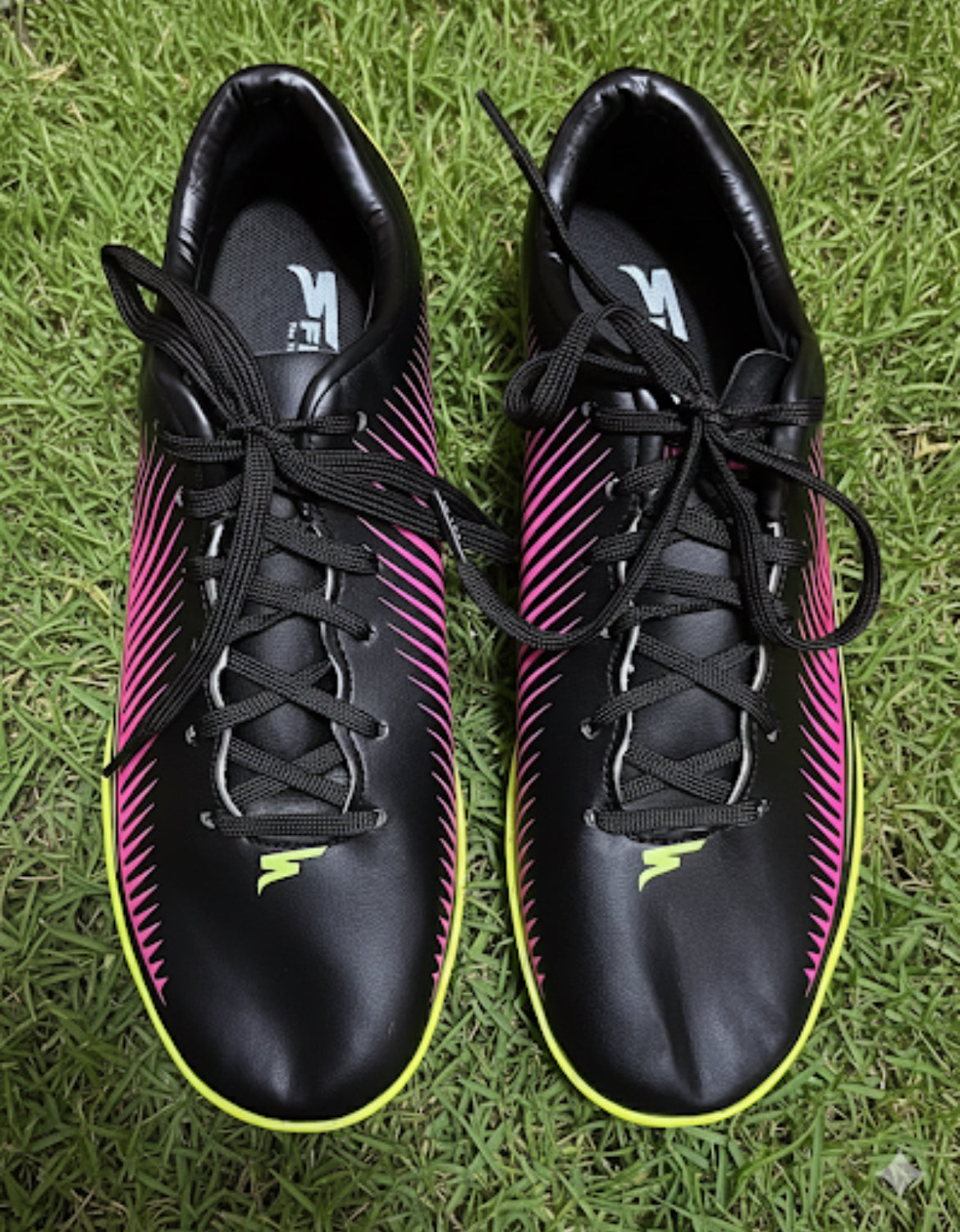 FELO TURF AEROSTAR FOOTBALL SHEO