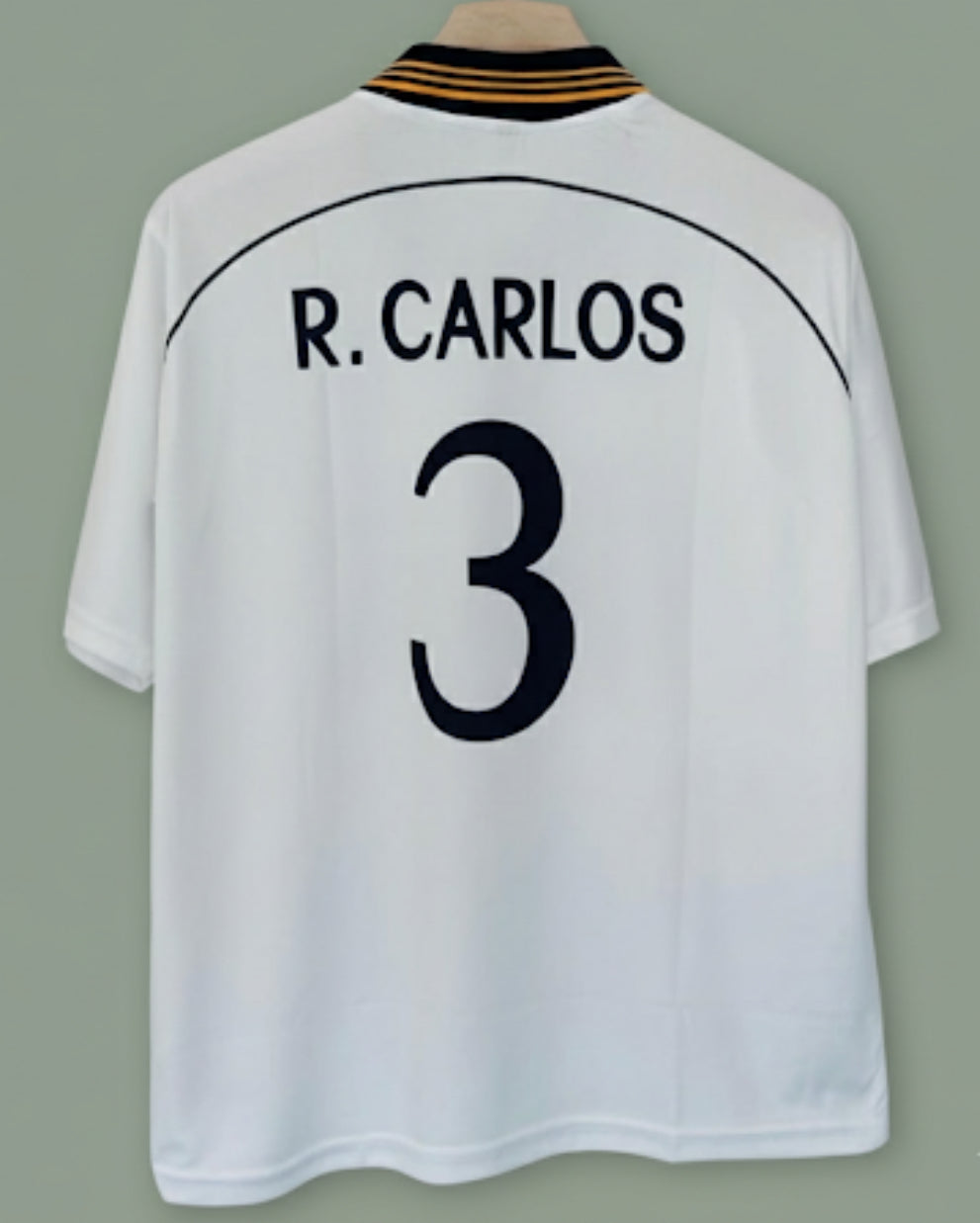 FIVE SLEEVE REAL MADRID RETRO KIT R.CARLOS 3